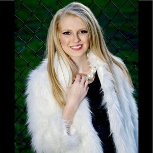 Faux Fur Glamour Jacket
